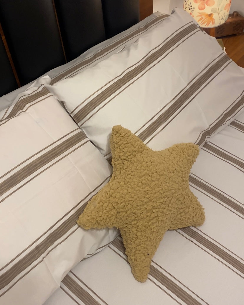 Soft Lines Bed Sheet