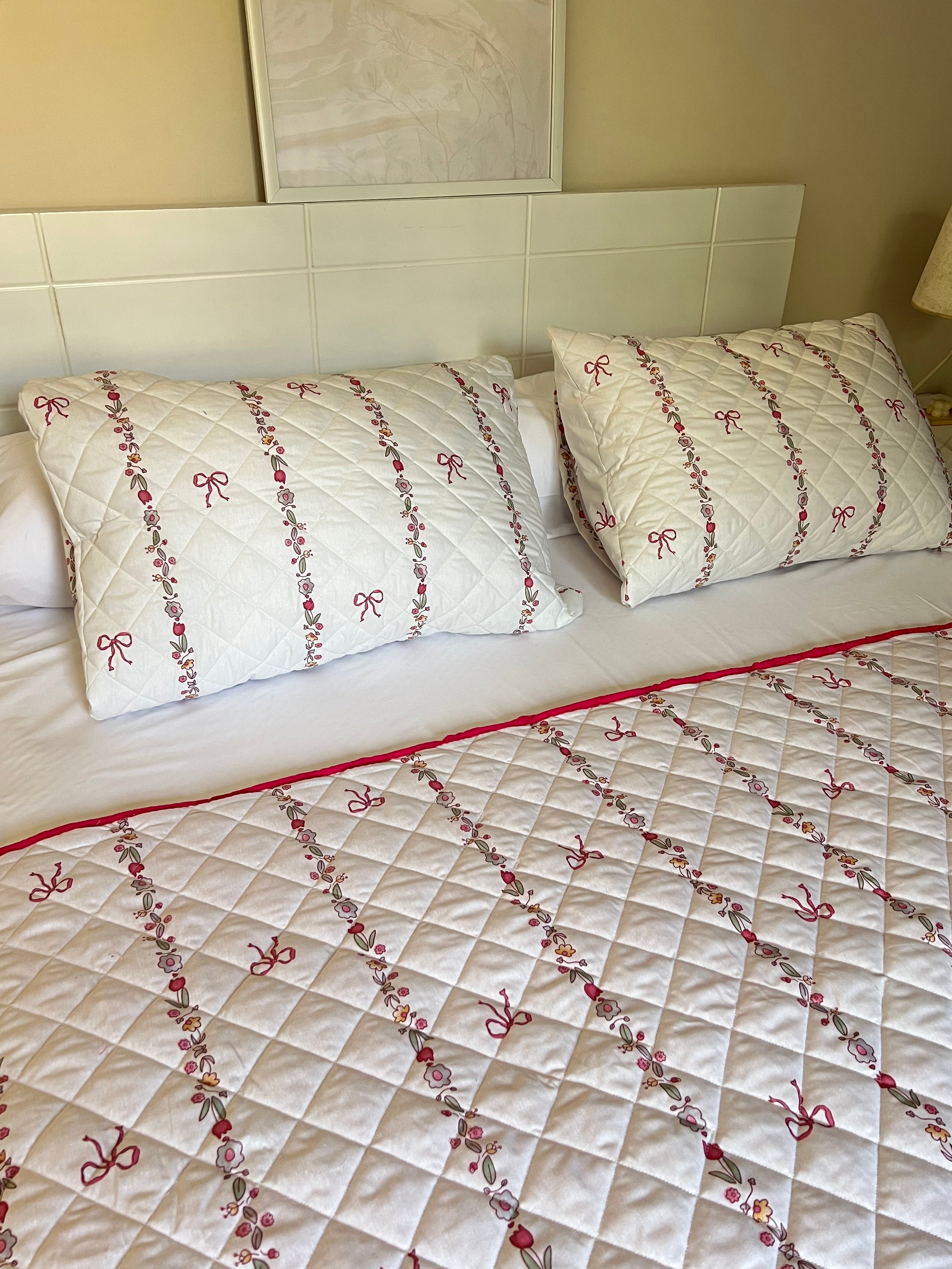 Line Bow Quilt 🎀