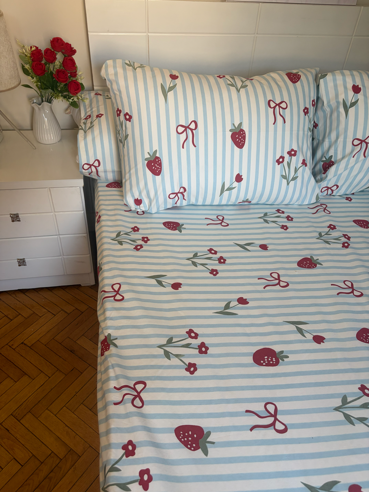 Strawberry Bow Sheet 🍓🎀