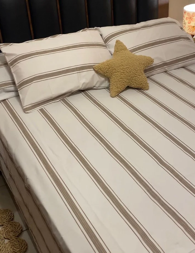 Soft Lines Bed Sheet